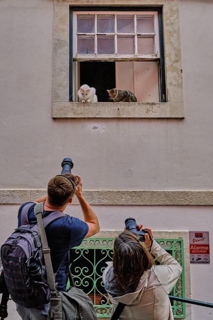 Photo Walk In Alfama, Graça and Mouraria With Gilby VM - Participant Requirements