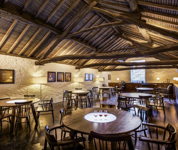 Porto: Cockburn's Port Lodge Tour and Tasting - Pairing Ports With Chocolate and Cheese