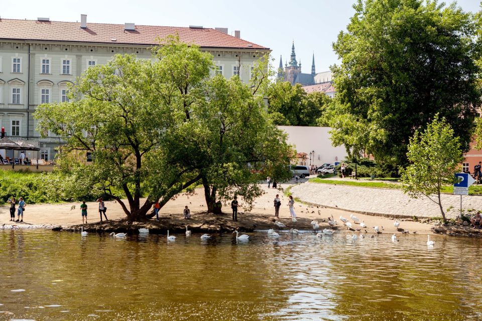 Prague Cruise: 1-Hour on the River Vltava - Booking and Cancellation Policy