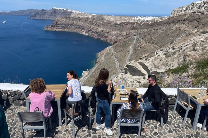 Private 5-Hour Santorini Daytime Wine Tour - Pickup and Meeting Arrangements