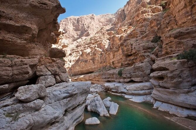 Private Full-Day Wadi Shab and Bimmah Sinkhole Tour - Pricing and Cancellation Policy