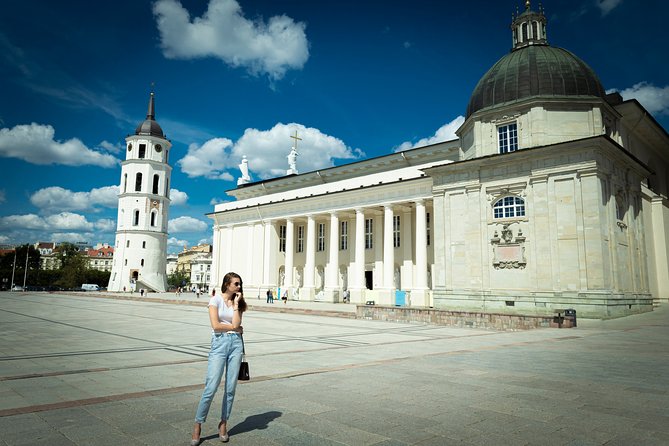 Private Photoshoot Tour in Vilnius - Capture Memorable Moments