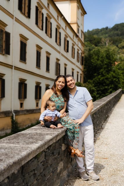 Private Photoshoot Walk at Eggenberg Palace in Graz - Deliverables and Inclusions