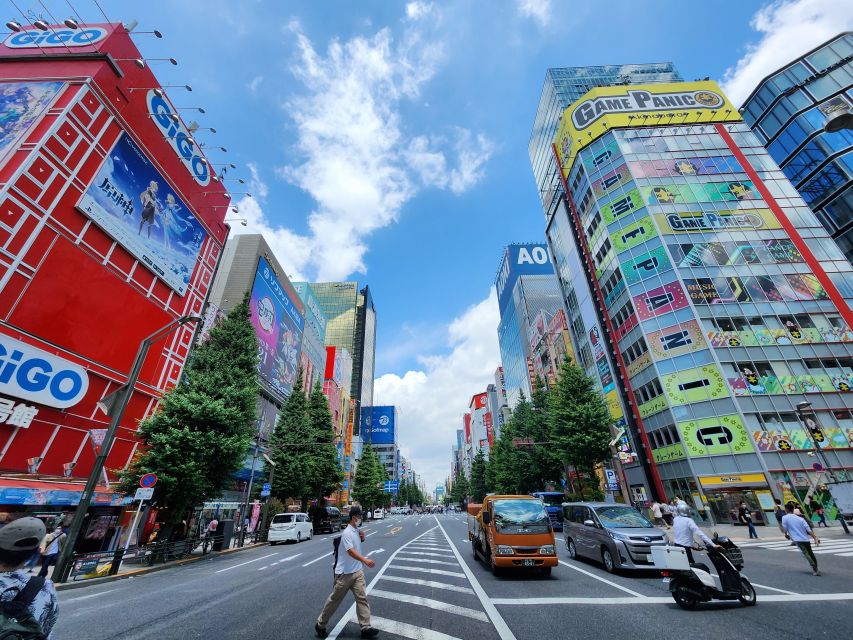 Real Tokyo in One Day With a Local - Opulent Retail Therapy