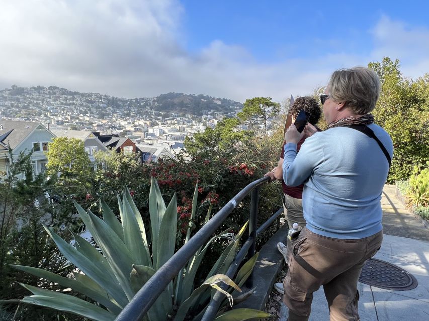 San Francisco: Neighborhood Walking Tour - 6 Route Options - Four Peaks