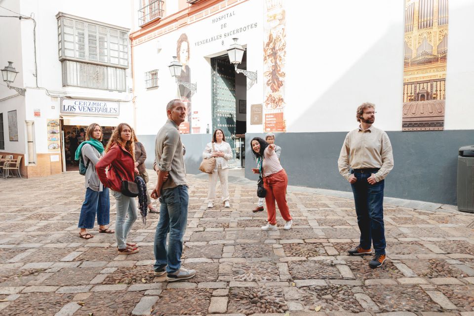 Seville: Guided Walking Tour With Alcazar & Cathedral Access - Early Access to Alcazar