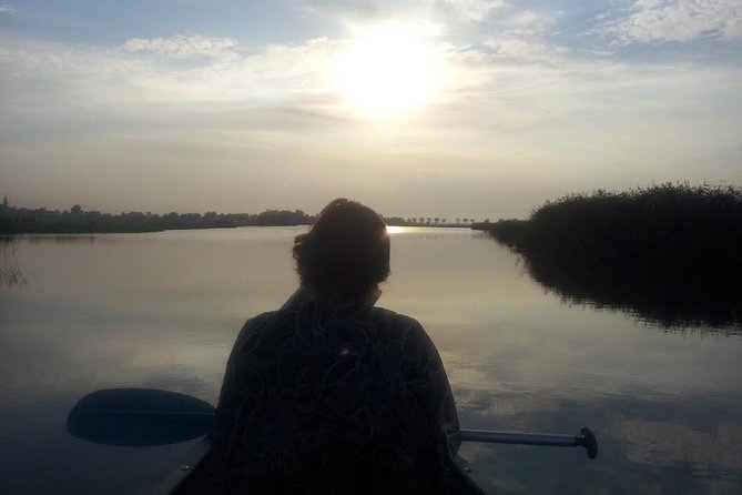 Small-Group Guided Sunset Canoe Tour in Waterland With Dinner - Picnic Dinner