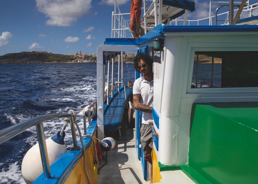 St. Pauls Bay: Gozo, Comino & St. Pauls Bus & Boat Tour - Getting to Bugibba Jetty