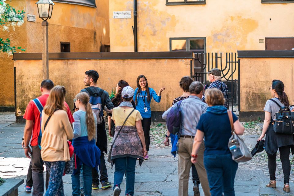 Stockholm: Old Town Walking Tour - Exploring Stockholms Old Town