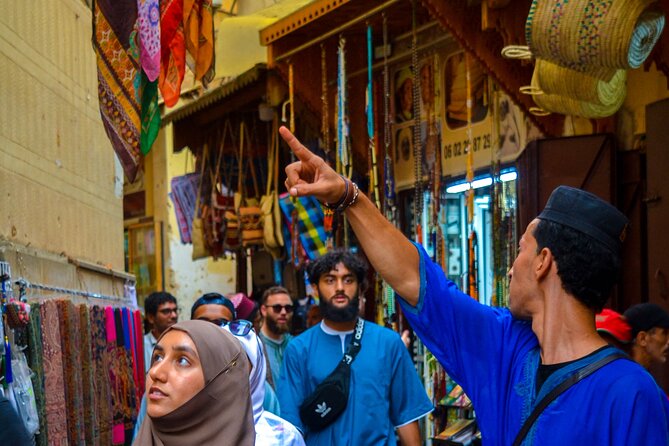 Tour Guide in the Old City of Fez - Navigating the Old City