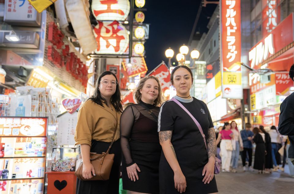 Vibrant Photo Shoot Tour in Osaka - Edited Photos and Keepsakes