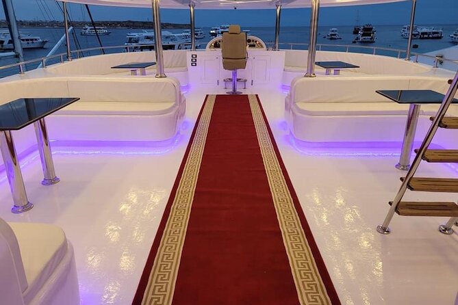 Yacht Cruise With Dinner & Oriental Show - Transportation and Accessibility Information