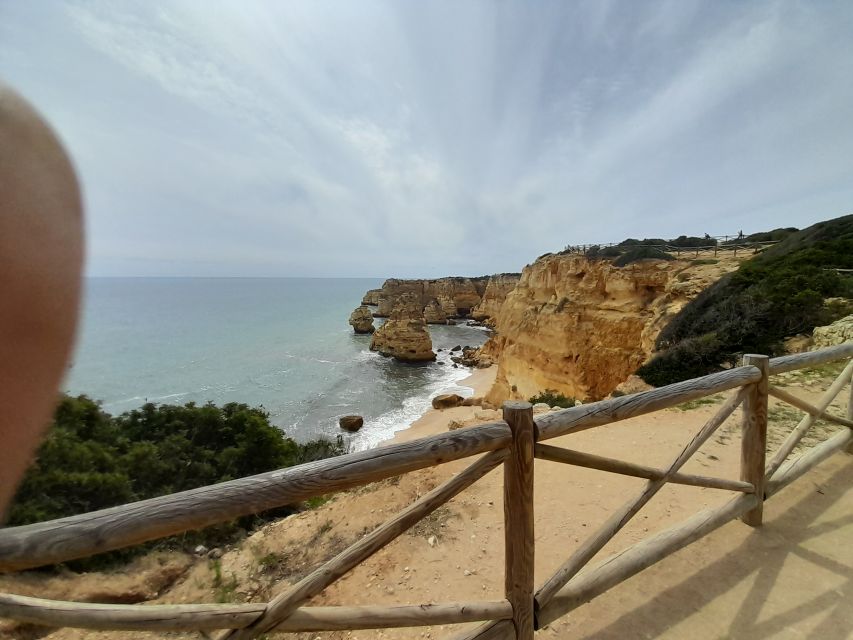 Albufeira: Silves Castle, Marinha Beach, and Benagil - Pickup and Transportation