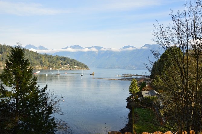 Bowen Island Ferry, Hike & Photography - Exploring Bowen Island