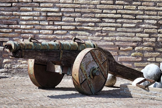 Castel Sant'Angelo & Mausoleum of Hadrian - Private Tour - Insight Into Papal History