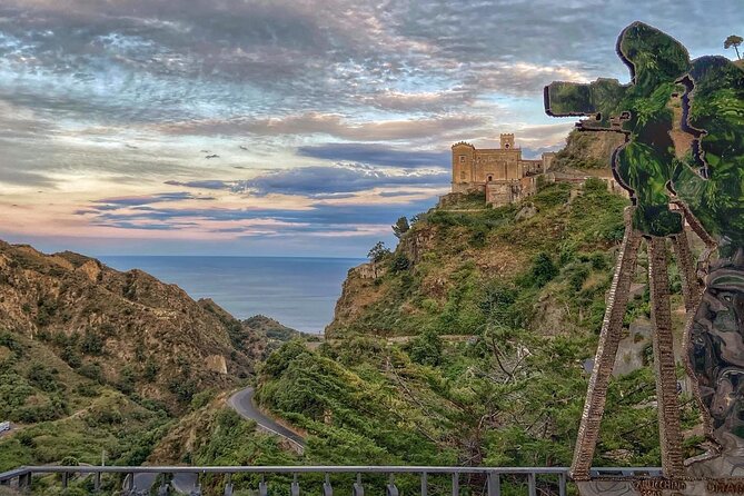 Godfather Tour + Possibility Sicilian Food & House Wine Tasting - Knowledgeable and Hospitable Guides