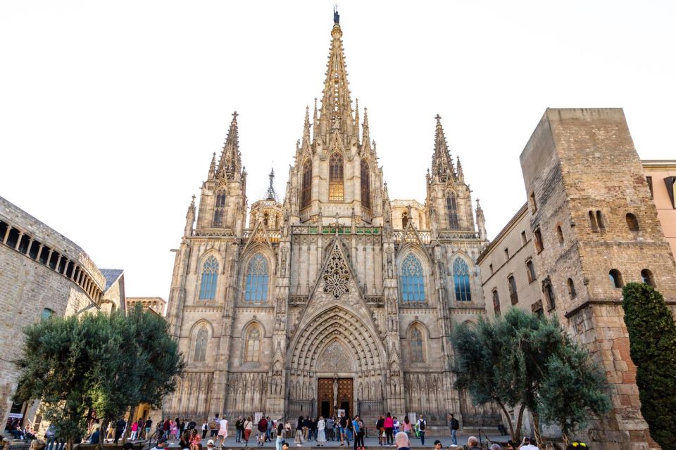 Gothic Quarter & El Born Private Tour: Origins of Barcelona - Key Sites