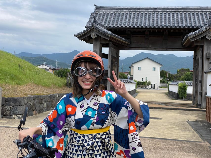 Hagi City: Ride an Electric Kickboard Around the Town of Hagi - Guided Tour and Instruction