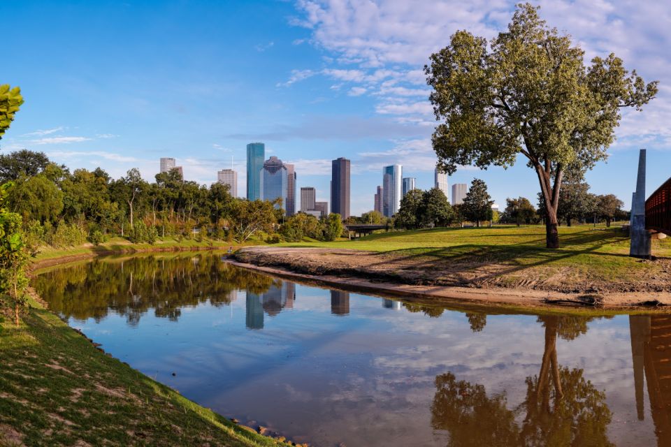 Houston: Sightseeing Self-Guided Driving Audio Tour - Exploring Houstons Landmarks