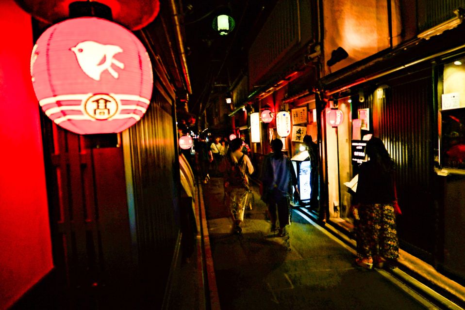 Kyoto : 3-Hour Bar Hopping Tour in Pontocho Alley at Night - Positive Customer Feedback and Ratings