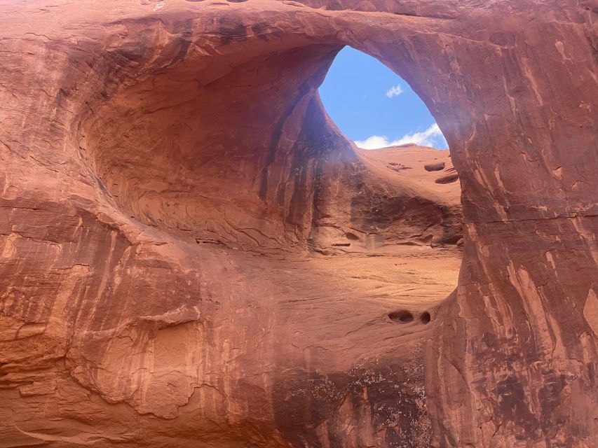 LA: Vegas, Sedona, Monument, Antelope Canyon 5-Day Tour - Navajo-led Jeep Tour