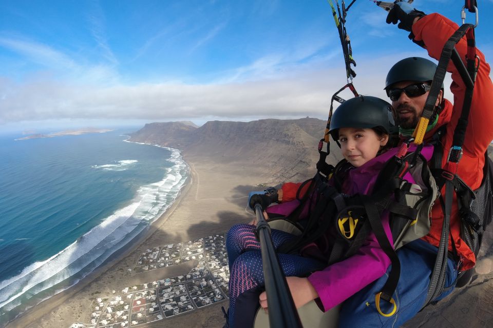 Lanzarote: Tandem Paragliding Flight Over Lanzarote - Safety Considerations