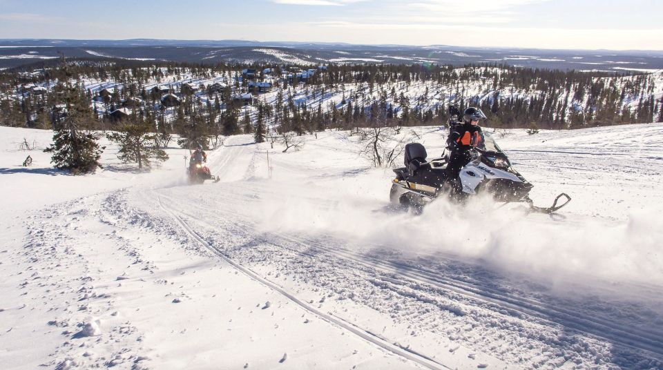 Levi: 4 Hour Snowmobile Safari to the Fells in Levi - Snowmobile Sharing Arrangements