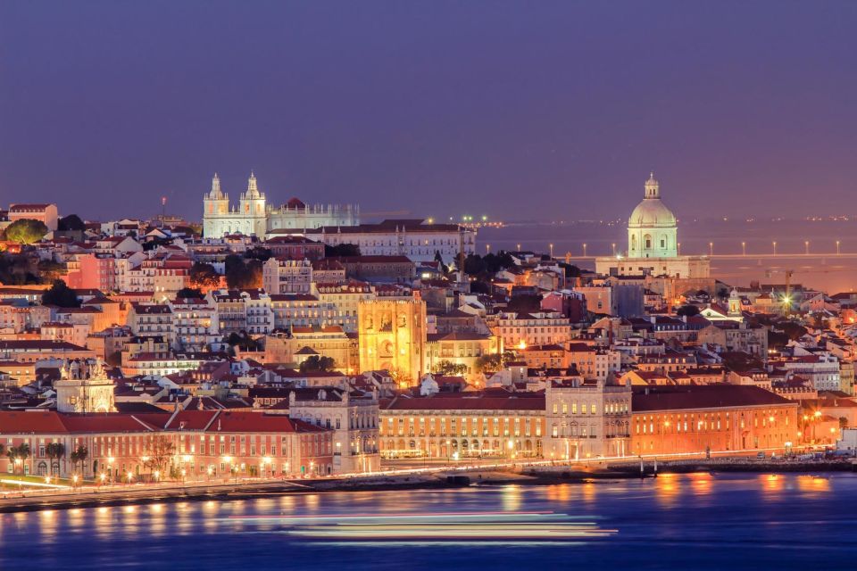 Lisbon by Night Private Tour - Visiting Historic Landmarks