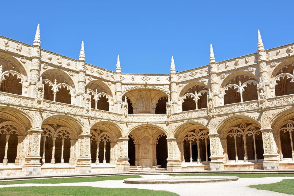 Lisbon: City Highlights Self-Guided Audio Tour - Key Considerations