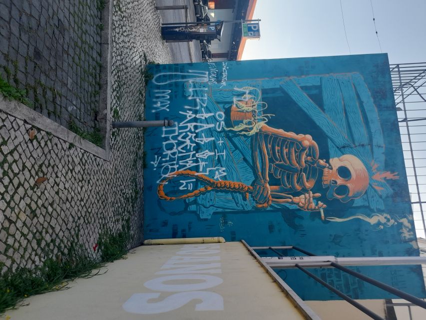 Lisbon: Private Tuk-Tuk Street Art Tour for 2,5 Hours - Frequently Asked Questions