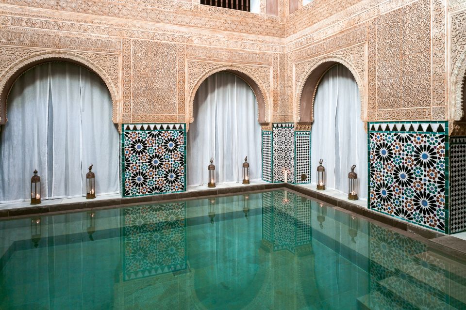 Malaga: Hammam Al Ándalus Entry Ticket With Massage - Tips for a Great Experience