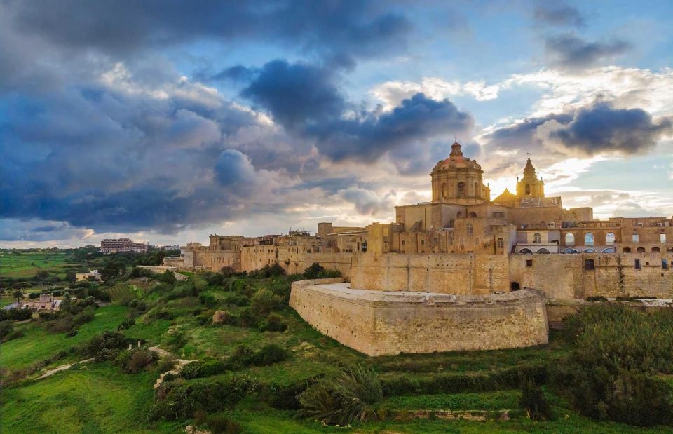 Malta: Mdina, Dingli Cliffs and San Anton Botanical Gardens - Marveling at Dingli Cliffs