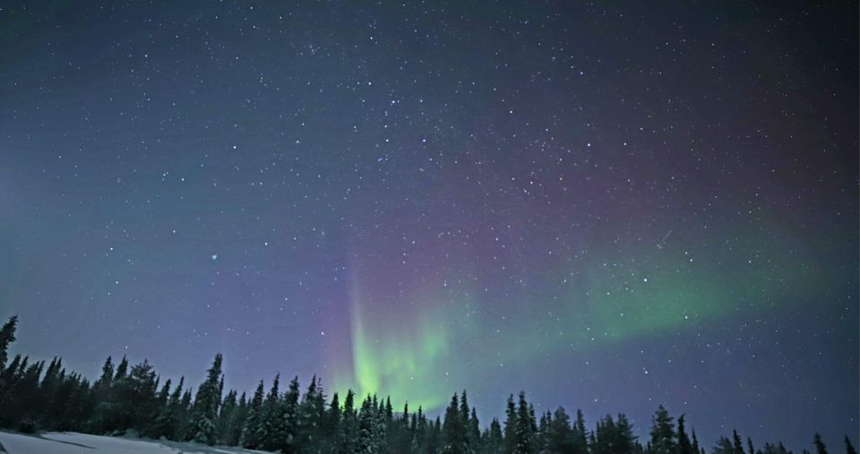 Northern Lights Hunting in Sonkamuotka - Adventure on the Banks