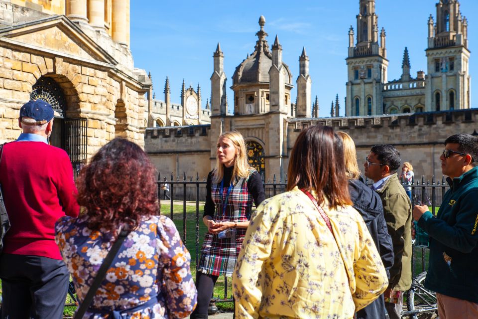 Oxford: Private Walking Tour With University Alumni Guide - Accessibility Information