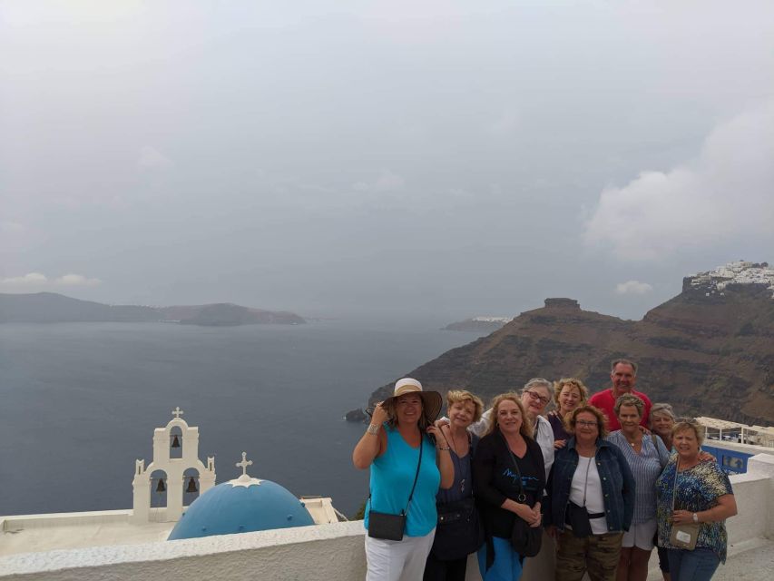 Private Famous Sights Tour With Local Guide in Santorini - Availability and Booking Details