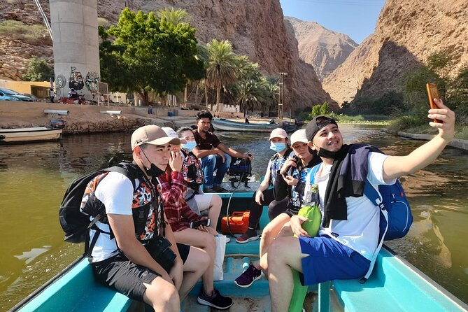 Private Full-Day Wadi Shab and Bimmah Sinkhole Tour - Tour Duration and Itinerary