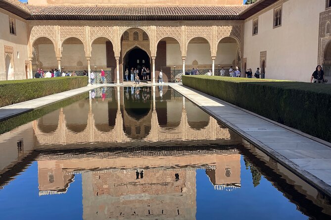 Private Tour of the Alhambra in Granada (Ticket Included) - Meeting and End Points