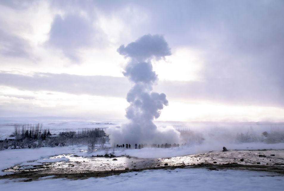 Reykjavik: Golden Circle, Tomato Farm, and Kerið Crater Tour - Kerið Crater