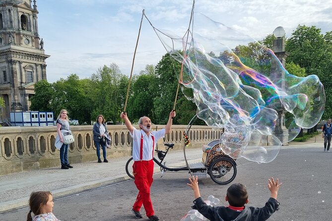 Rickshaw Tours Berlin - Groups of up to 16 People With Several Rickshaws - Knowledgeable Tour Guide