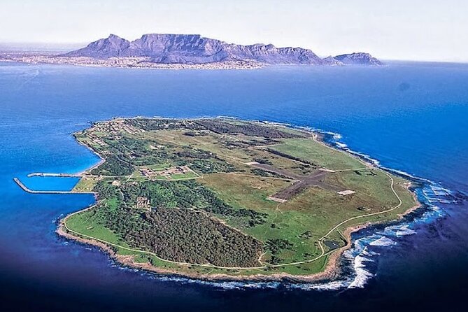 Robben Island ,Kirstenbosch Gardens and Groot Constantia. - Additional Tour Details