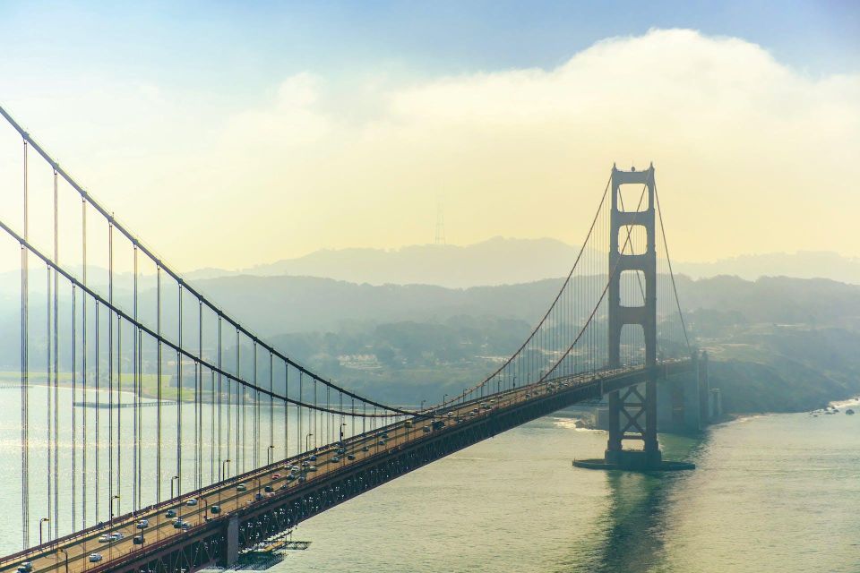 San Francisco - Golden Gate Bridge : The Digital Audio Guide - Appreciating Breathtaking Views and Engineering