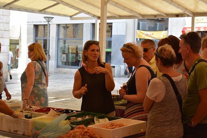 Split Food Small Group Tour - Food Included - Tasting Local Specialties