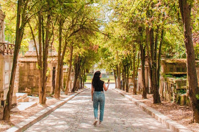 The Famous Graves of Père Lachaise - Self-Guided Audio Tour - Instagram Hotspots