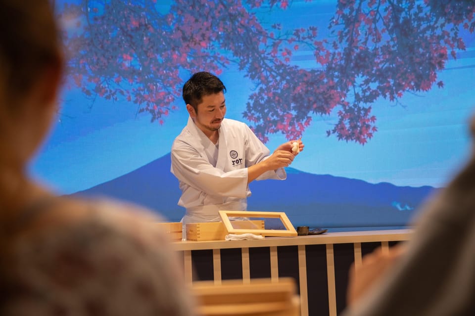 Tokyo: Sushi Making Experience With a Meal and Souvenir - Customer Feedback