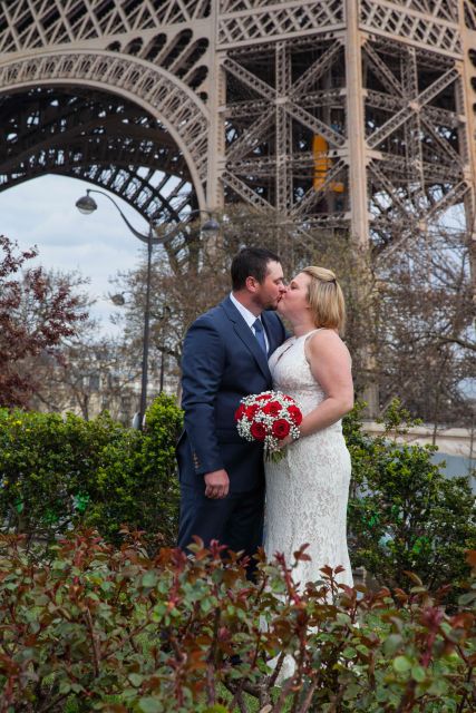 Vows Renewal Ceremony With Photoshoot - Paris - Delivery of Photos