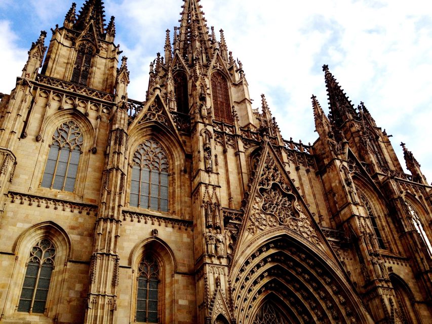 Welcome to Barcelona: Private Tour With a Local - Pricing Information