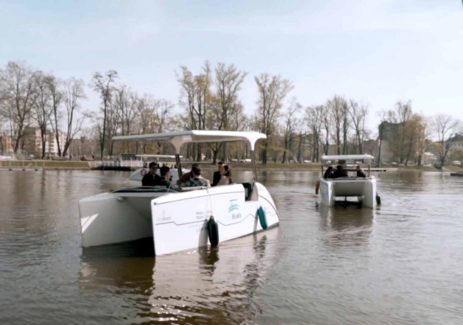 Wroclaw: City Walk and Cruise by Luxury Solar Catamaran - Solar Catamaran Cruise Experience