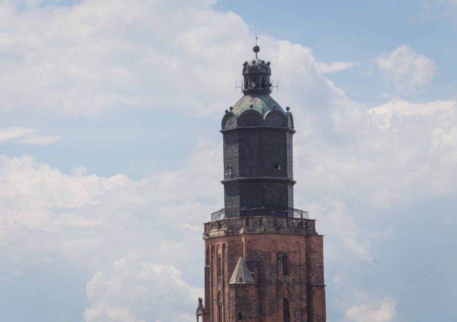 Wroclaw: Panoramic City Walk With View From 3 Towers - Booking and Payment Options