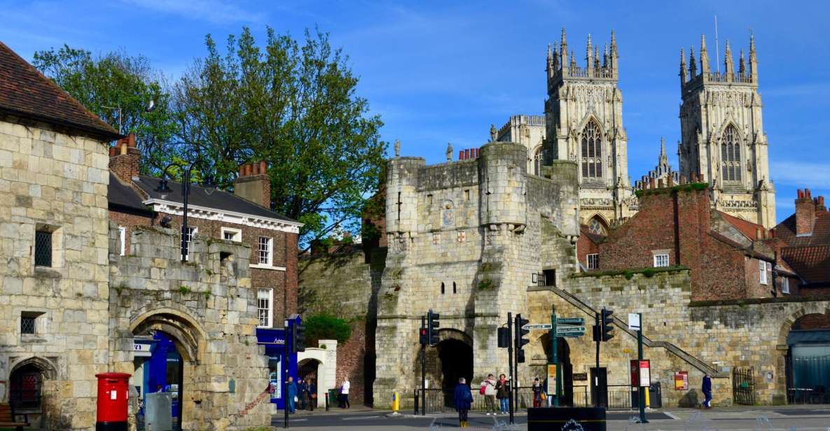 York: 1-Hour Small Group Evening Walking Tour - Discovering the Shambles