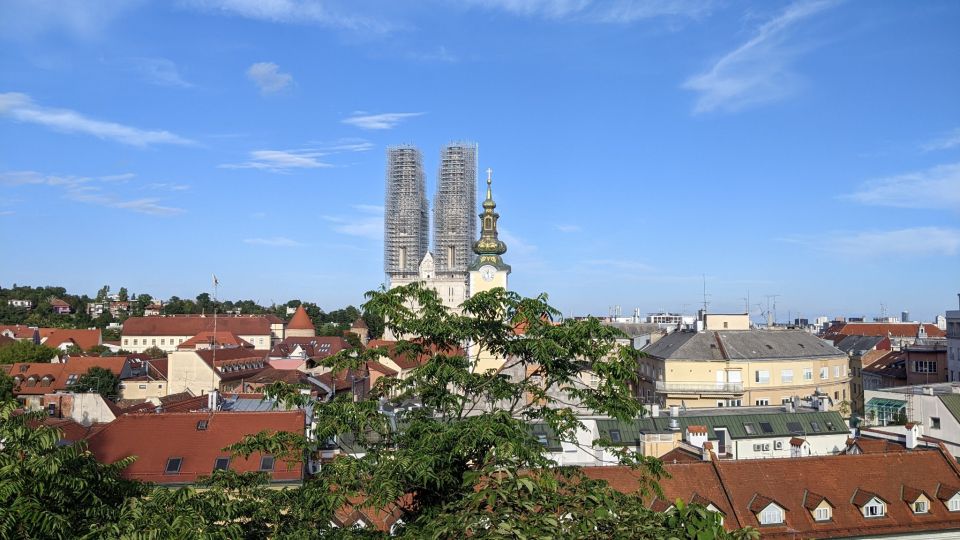 Zagreb: Highlights and Idyllic Places Self-guided Walk - Navigating the City Streets